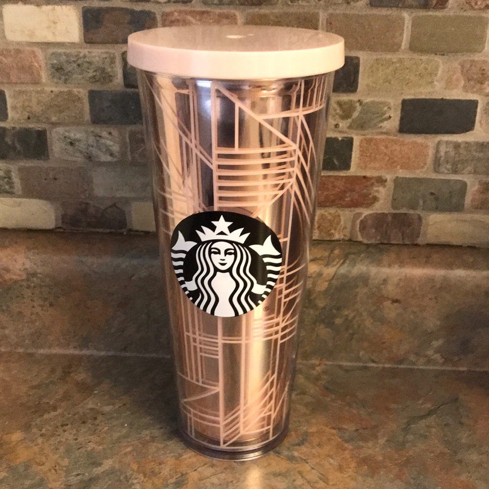 Starbucks Rose Gold Plastic Tumbler with Pink Lid (No straw)